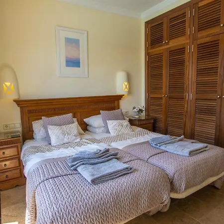 فيلة Marvelous 2 Bedrooms Kagura Spacious Sun Terrace Outdoor Pool, Hot Tub And Bbq Montana Roja *